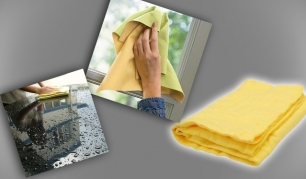 "Clean Cham" šluostė, kuri puikiai sugeria drėgmę ir nešvarumus, ir neįgauna nemalonaus kvapo