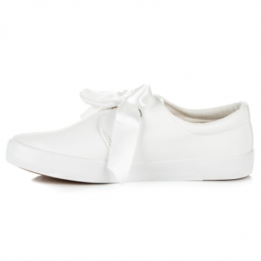 Balti moteriški laisvalaikio batai