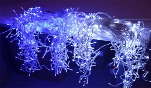 23,5m 500 LED lempučių šventinė girlianda "Varvekliai"