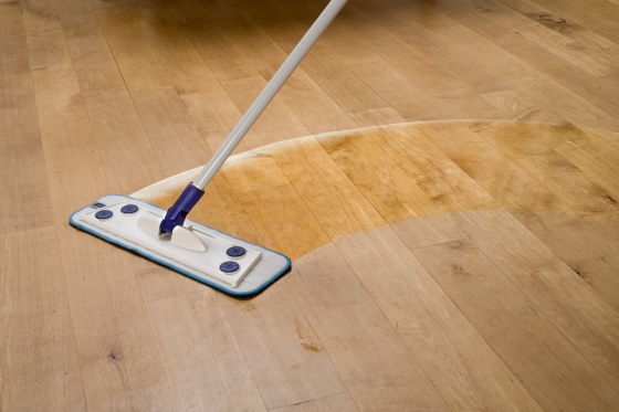 Efektyvus grindų valymas su šepečiu  "Smart Microfiber Mopp"