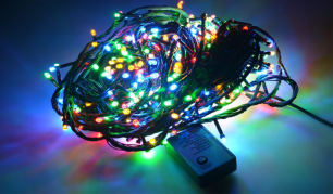 8,75m 100 LED lempučių šventinė girlianda. (Galimi spalvų pasirinkimai) 8,75m 100 LED lempučių šventinė girlianda. (Galimi spalvų pasirinkimai)