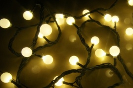 8,5m 100 LED lempučių girlianda "Maži burbulai".(Galimi spalvų pasirinkimai) 8,5m 100 LED lempučių girlianda "Maži burbulai".(Galimi spalvų pasirinkimai)