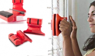 Magnetinis stiklo valytuvas, kuris stiklus išvalys iškart iš abiejų pusių Magnetinis stiklo valytuvas, kuris stiklus išvalys iškart iš abiejų pusių