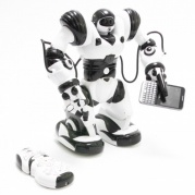 Interaktyvus robotas "Robosapien" Interaktyvus robotas "Robosapien"