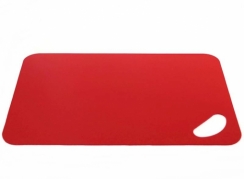 Raudona plastikinė pjaustymo lentelė, 29 x 19 cm Raudona plastikinė pjaustymo lentelė, 29 x 19 cm