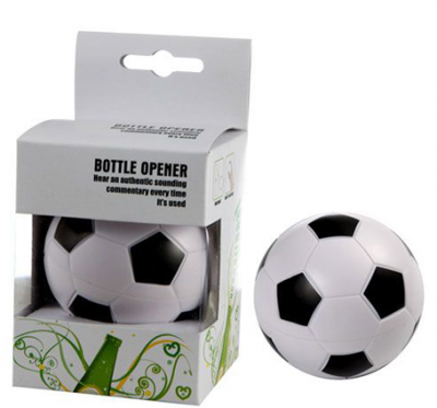 Butelio atidarytuvas su garsais iš sporto scenų "Futbolo kamuolys"