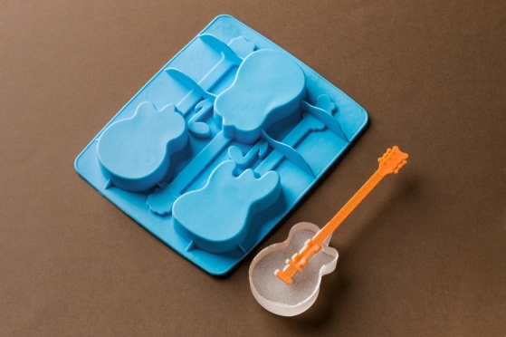 Ledukų šaldymo forma "Gitara"