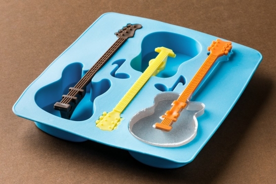Ledukų šaldymo forma "Gitara"