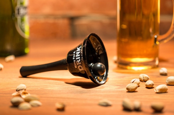 Skambutis "Ring for a drink"