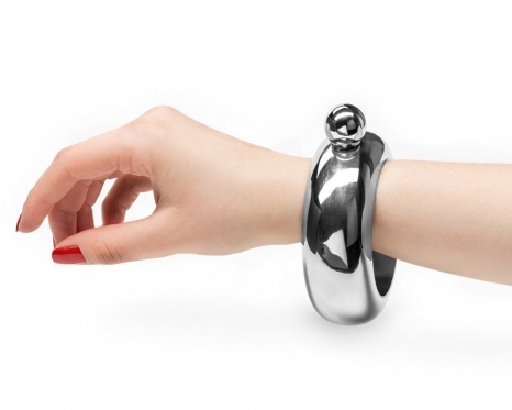 Du viename nerūdijančio plieno apyrankė ir gertuvė, 100 ml