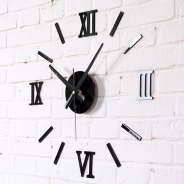 Romėniškų skaitmenų sieninis laikrodis (juodas)