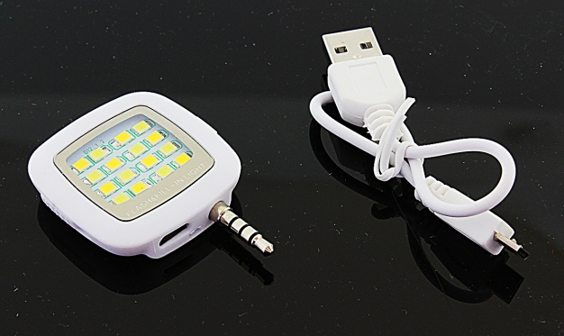 Asmenukių LED lempa, 3,8 x 3,8 x 1 cm