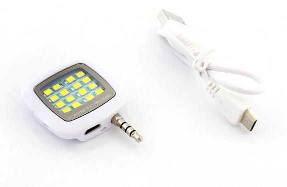 Asmenukių LED lempa, 3,8 x 3,8 x 1 cm