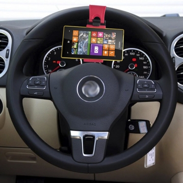Ant automobilio vairo tvirtinamas telefono laikiklis