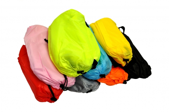 Pripučiamas paplūdimio gultas "Lazy Bag", tamsiai mėlynas