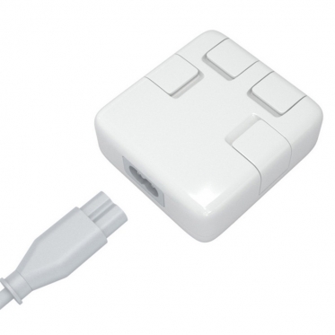 4 USB-A šakotuvas