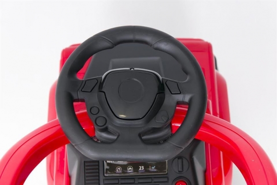 Mašinėlė - paspirtukas su rankenėle "Jeep" (raudona)