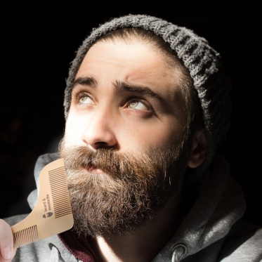 Šukų rinkinys barzdai ir ūsams "Beard and Mustache"