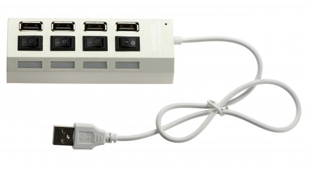 4 USB-A šakotuvas su LED apšvietimu