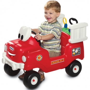 Gaisrininko mašinėlė - paspirtukas su vandens pompa "Little Tikes"