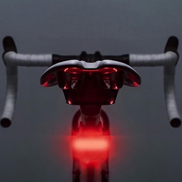 LED priekinis ir galinis žibintas dviračiui, 1100 + 330 mAh