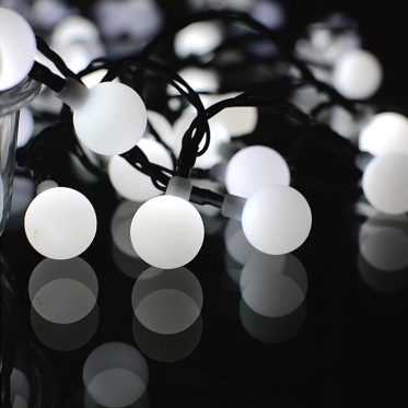 17 m 200 LED burbuliukų šventinė girlianda (šaltai balta)
