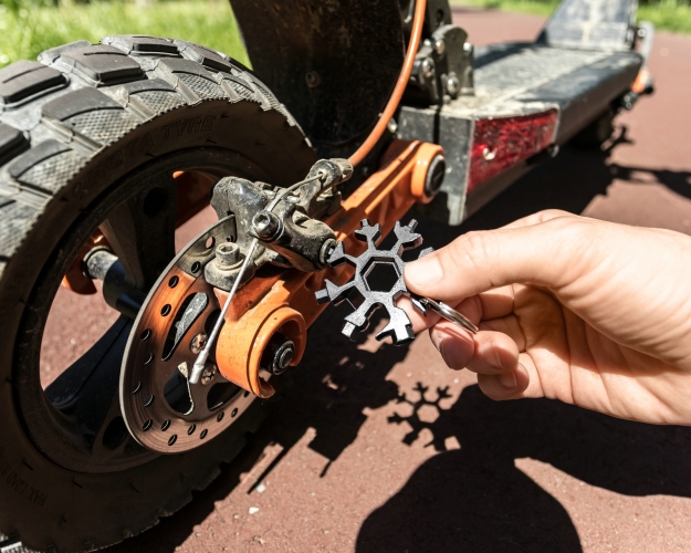 Snaigės Visraktis 18In1, Juodas