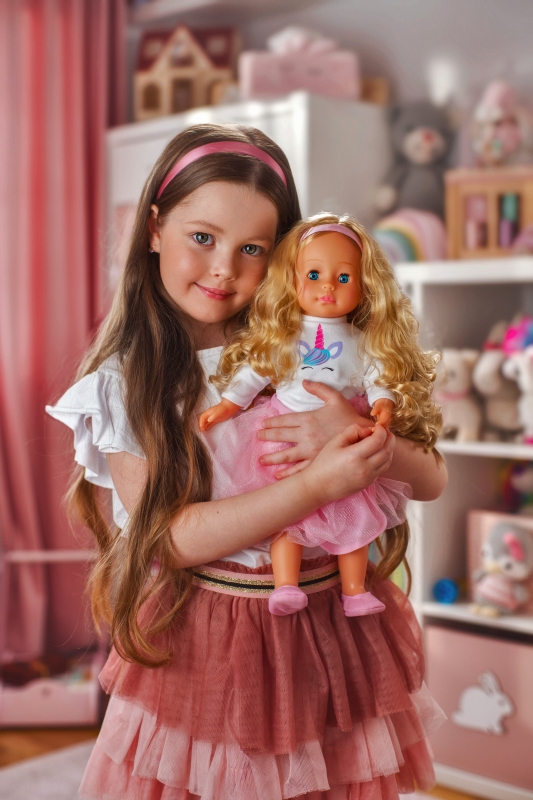 Bo. Kalbanti Ir Dainuojanti Lėlė Milana, 40 Cm, Rusų K.