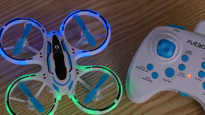 Flybotic Radijo Bangomis Valdomas  Dronas Neon Stunt