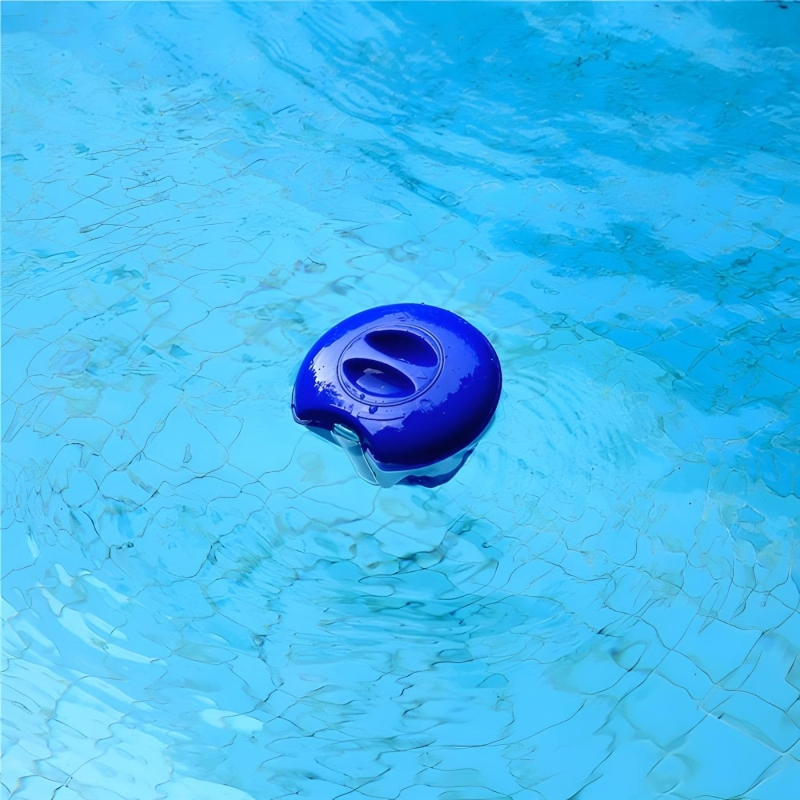 Plūduriuojantis Termometras Su Chloro Dozatoriumi