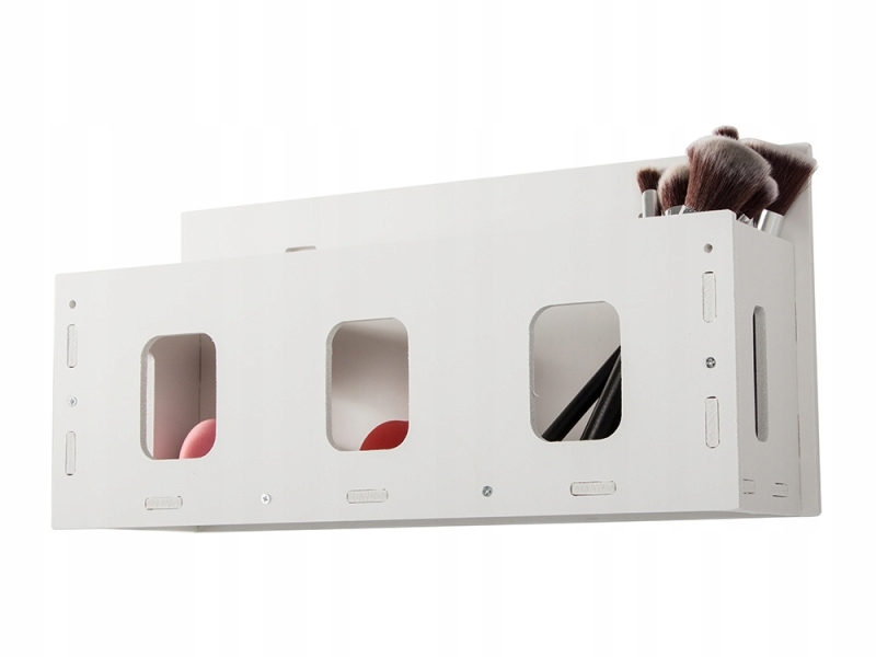 Pakabinama Vonios Lentyna, Balta