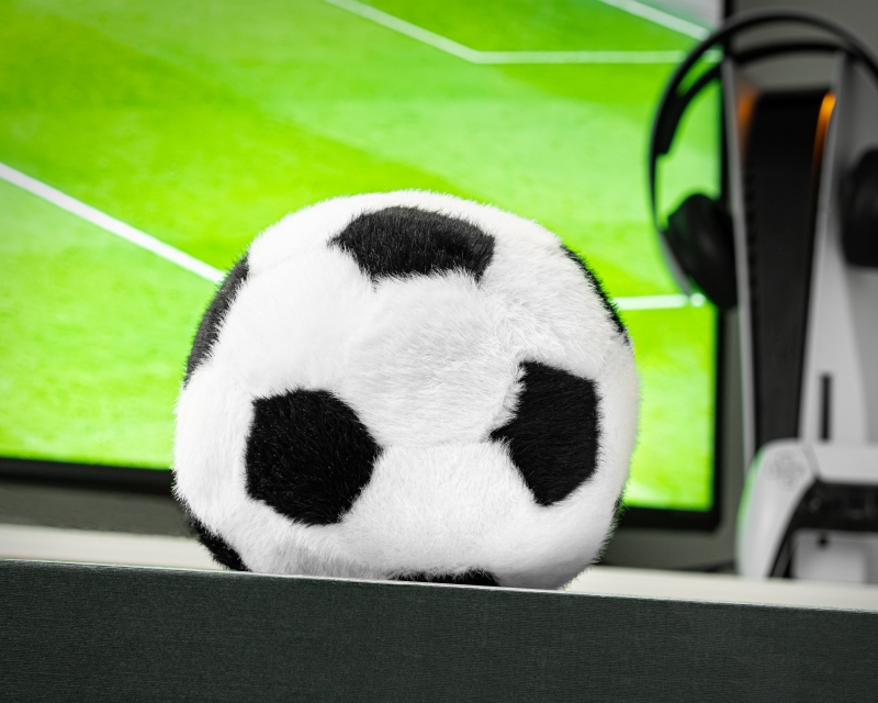 Pliušinis Futbolo Kamuolys