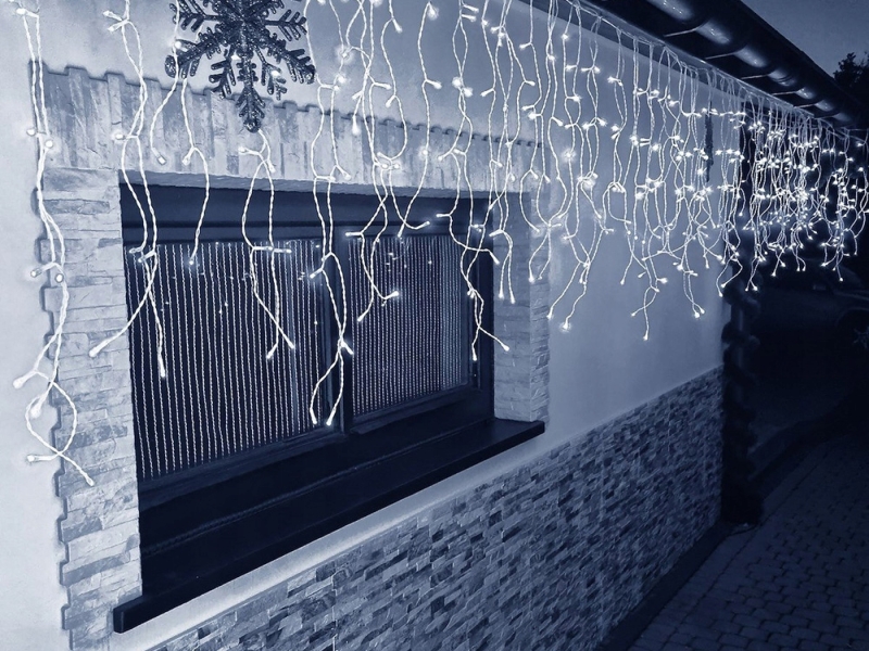 LED Girlianda - Užduolaida, Šalta Balta, 300 LED, 10 m