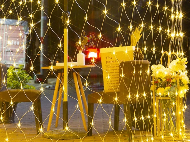 Girlianda, 100 LED, 1 x 2 m, Šilta Balta