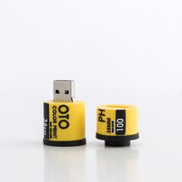 8 GB fotojuostos formos USB laikmena su dėklu